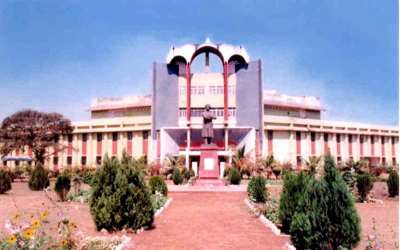 Seth RCS College of Art and Commerce Durg Building photo 2